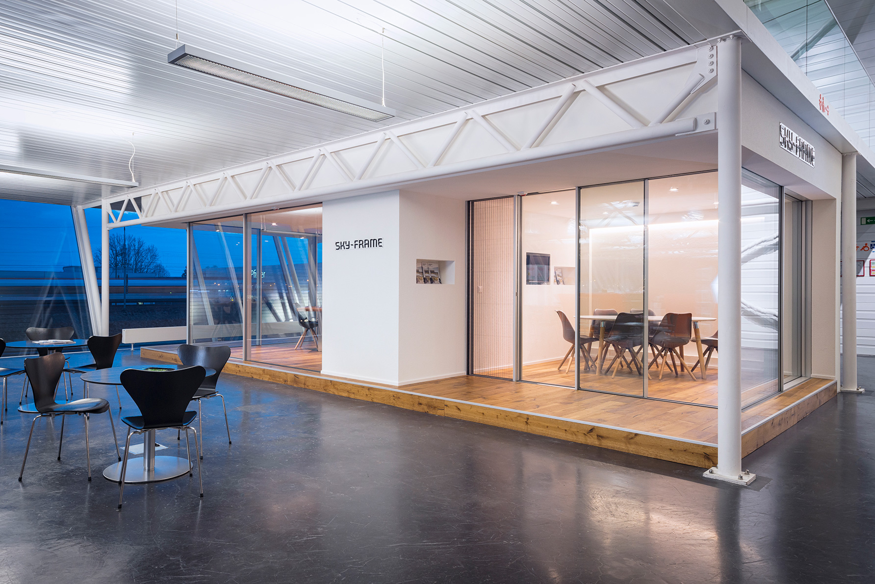 ACOMET SA Showroom SkyFrame à Etoy (VD)